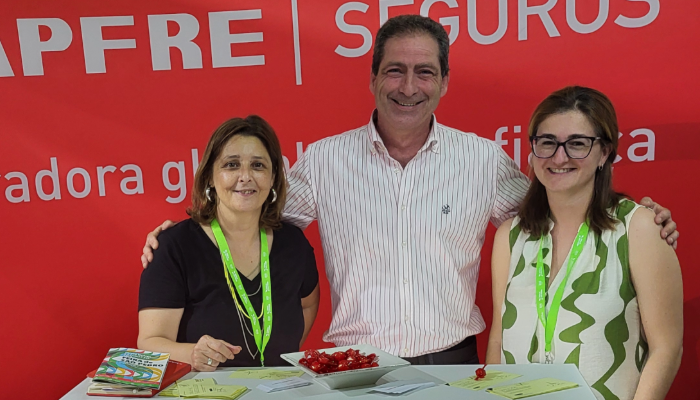 Ana Santos, Agente Delegada Torres Vedras, José Dias, Assessor Comercial Loja Cascais e Patrícia Filipe, Agente Delegada Malveira 