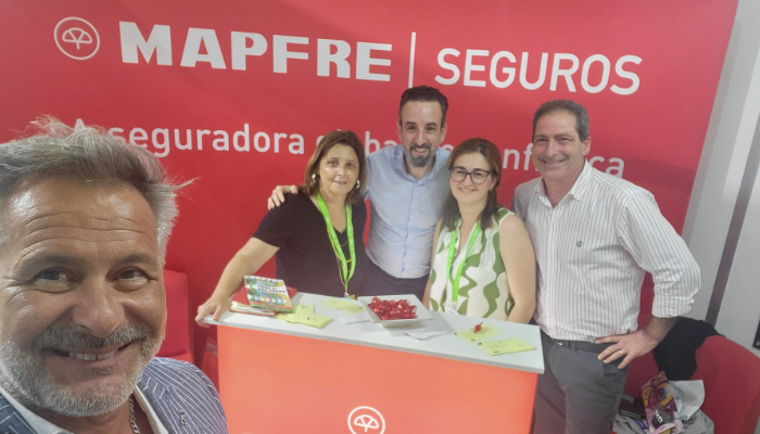 Fernando Rodrigues, Assessor Comercial Loja Cascais, Ana Santos, Agente Delegada Torres Vedras, Nuno Almeida, Gerente Loja Cascais, Patrícia Filipe, Agente Delegada Malveira e José Dias, Assessor Comercial Loja Cascais 